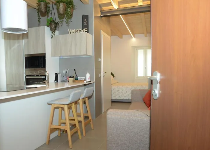 Comolakehouse קומו