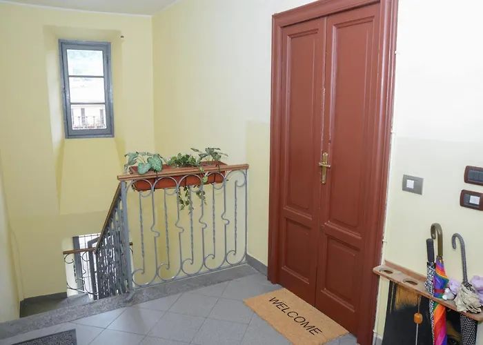 Comolakehouse * קומו