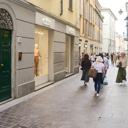 شقة Comolakehouse *