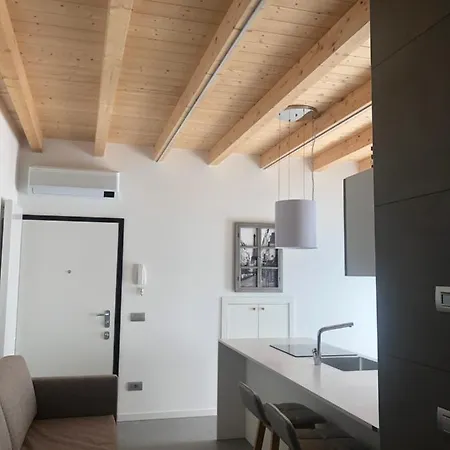 아파트 Comolakehouse 코모